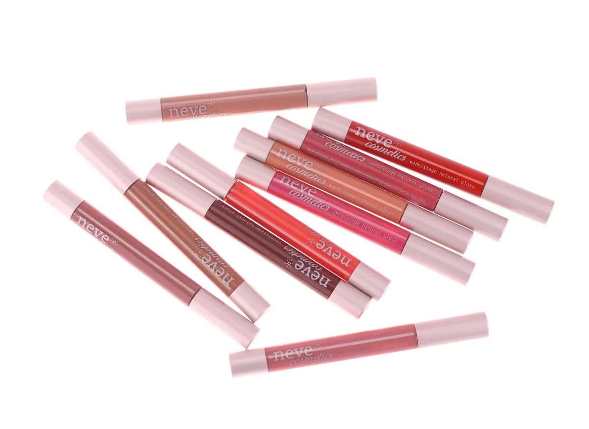 NeveCosmetics-Vernissage-natural-gloss-pressbanner-flyer02