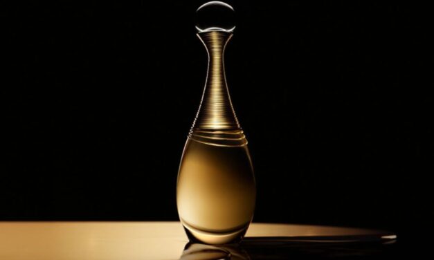 J’adore Eau de Parfum Infinissime